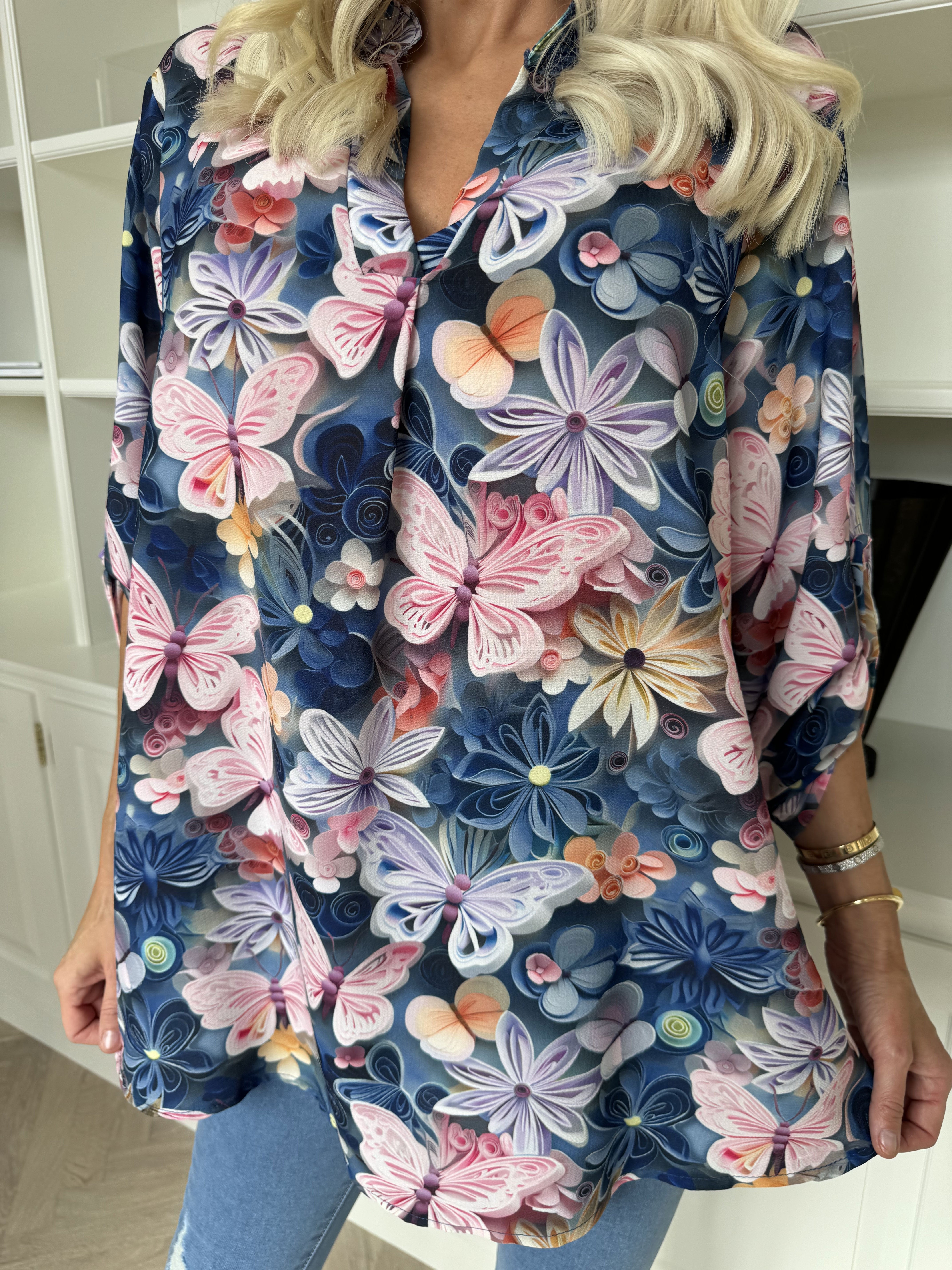 Vanesa Butterfly - Söt tunika i viskos med fjärilsmönster